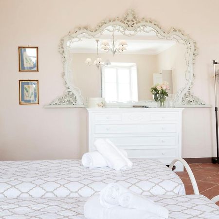 Rose Suite Apartments Roppolo Екстериор снимка