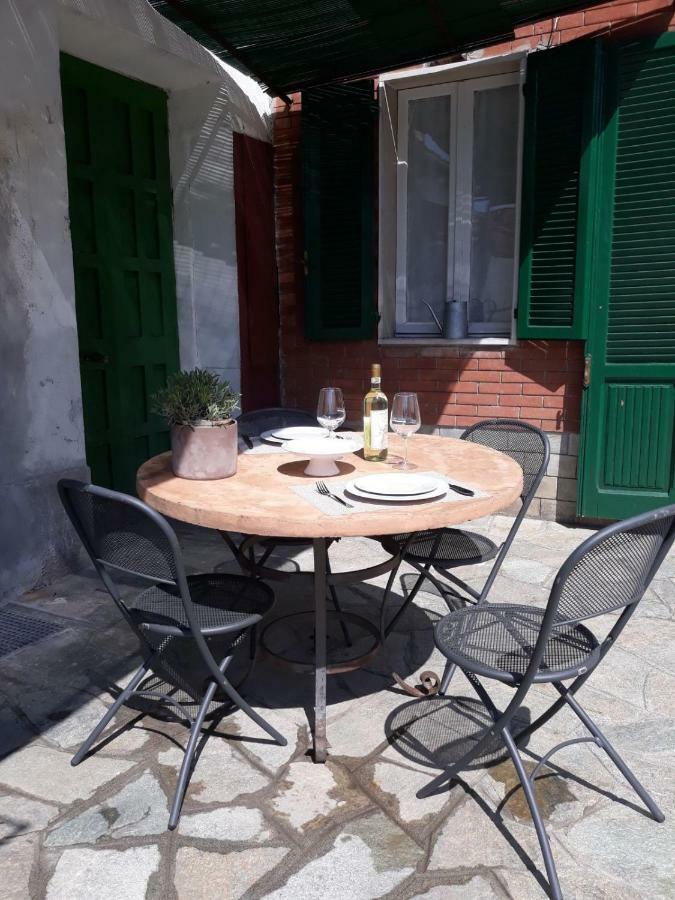 Rose Suite Apartments Roppolo Екстериор снимка